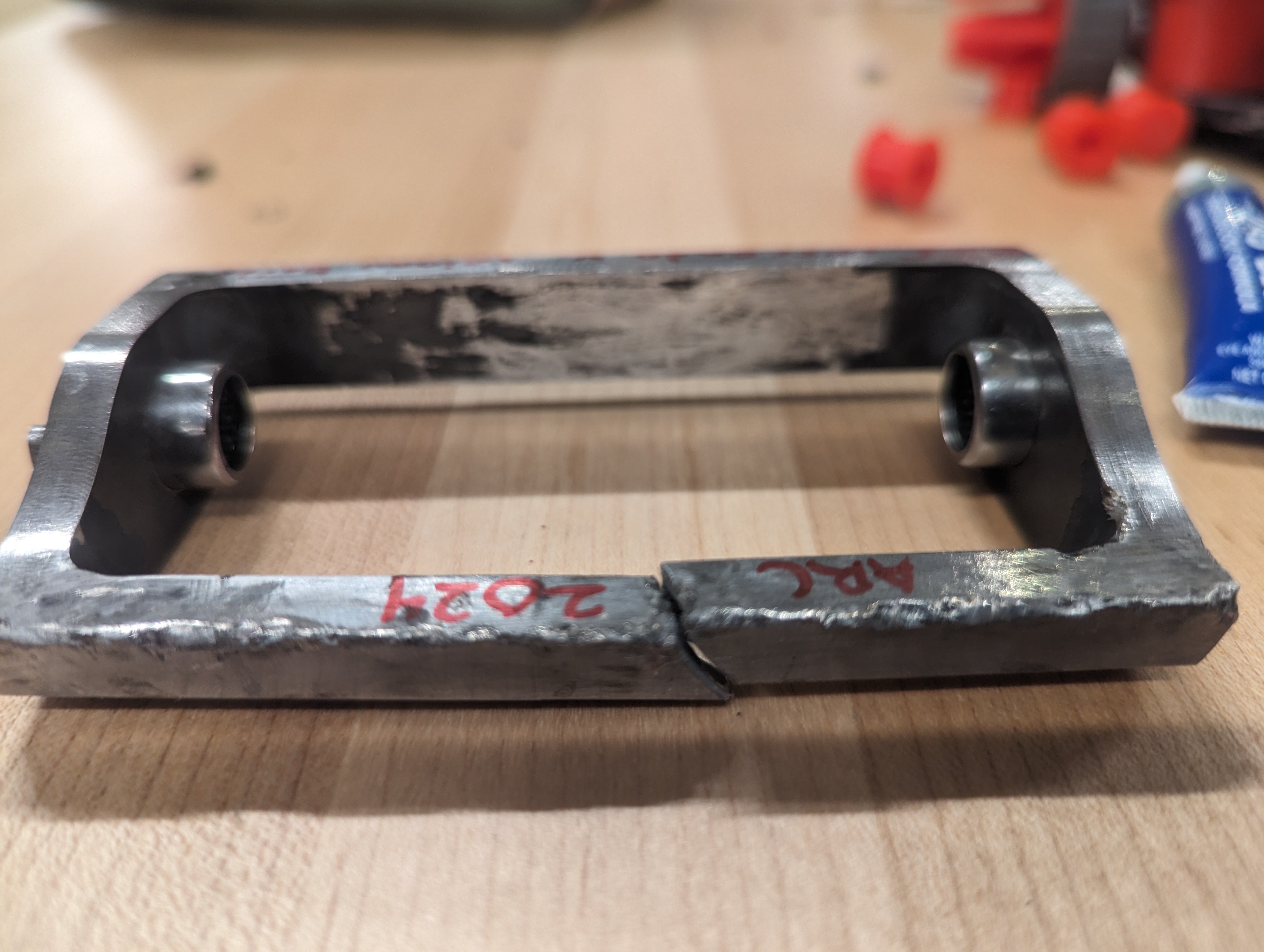 One of the beater bars broke during its 5th fight, but it kept spinning and we won! Future versions will improve the drum durability