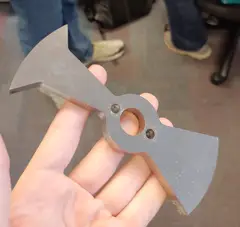 Thumbnail: The vertical spinner weapon
