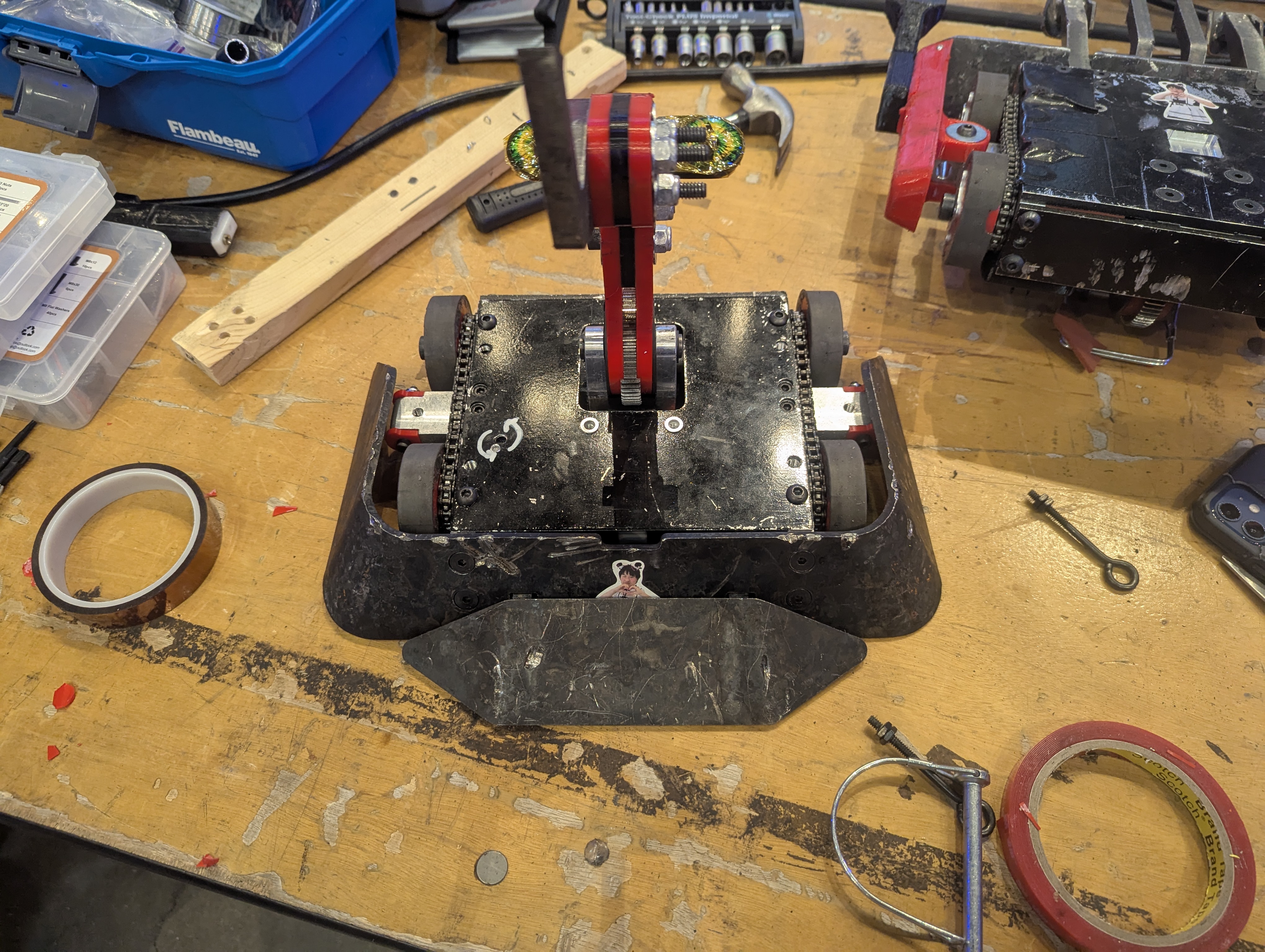 Creature's anti-horiz config, with a 4140 wraparound wedge and a shallow 4140 hinged wedge
