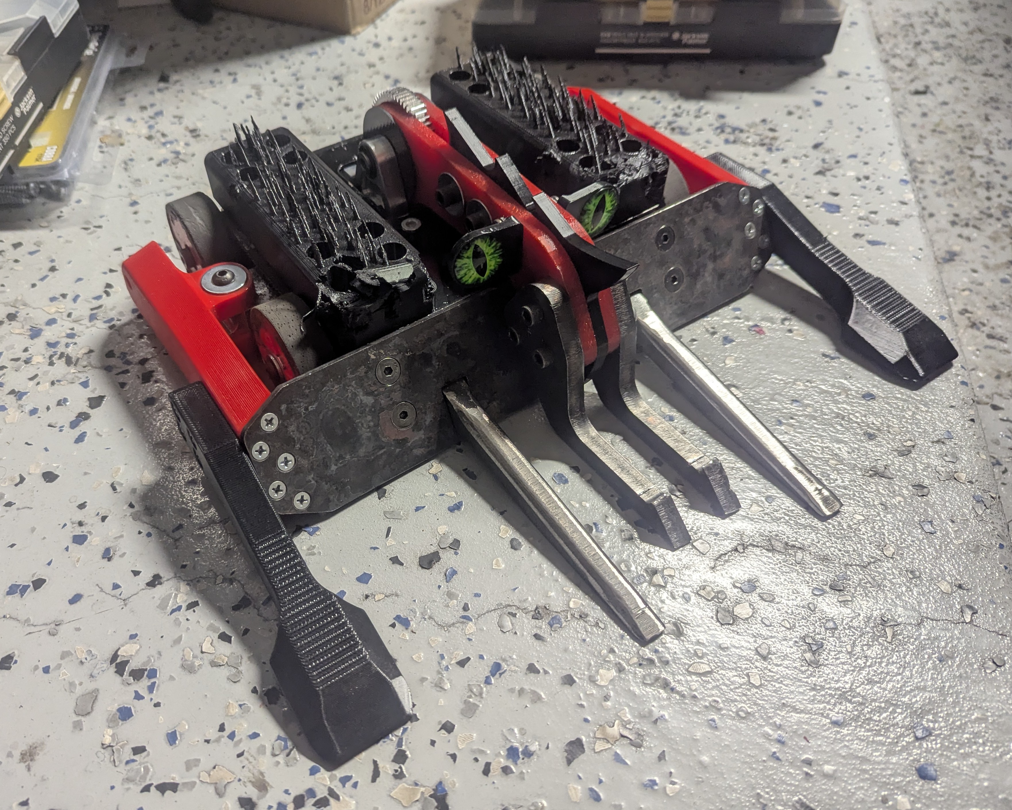 Creature's anti-vert config, with thick TPU side armor, a flat 4140 steel wedge, and long AR500 steel forks